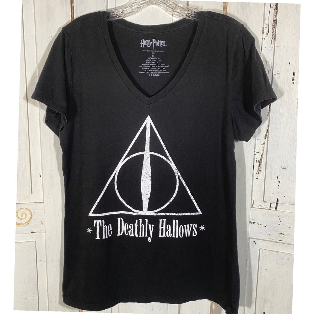 Deathly Hallows Black V-Neck Graphic T-Shirt Sz XL Cotton Harry Potter Tee